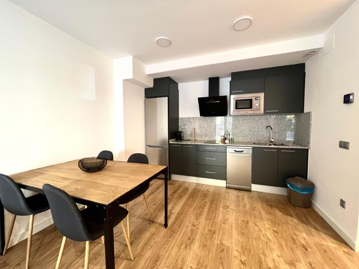 Cowork & - L'amfitriona Apartment