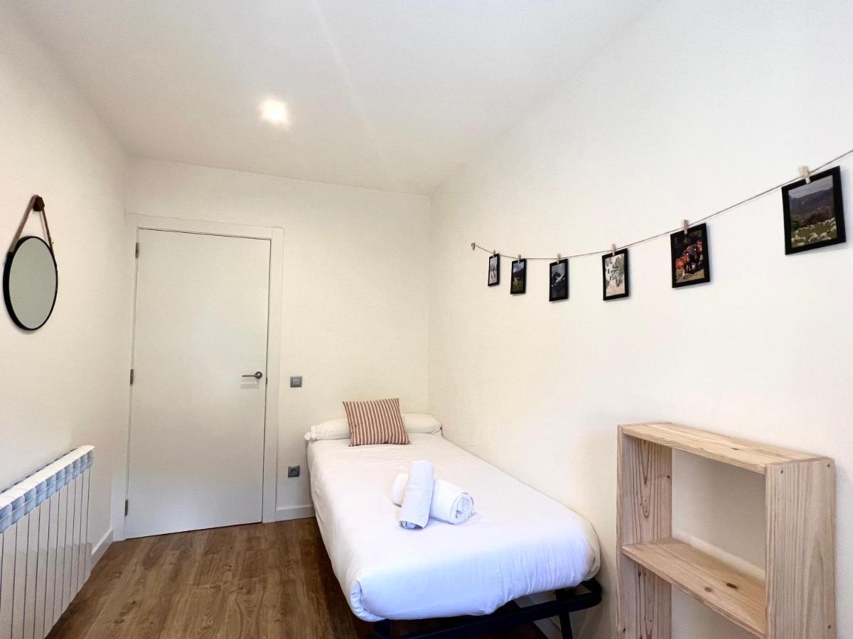 Cowork & - L'amfitriona Apartment